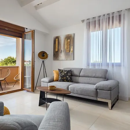 דירה Plisko Wellness & Pool