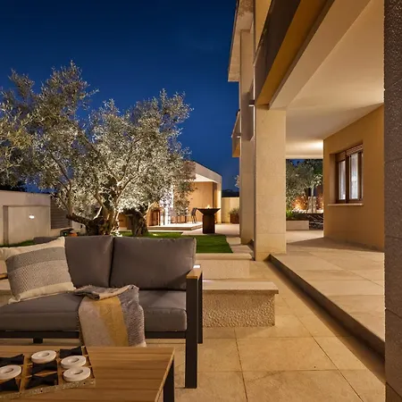Apartamento Plisko Wellness & Pool Fažana