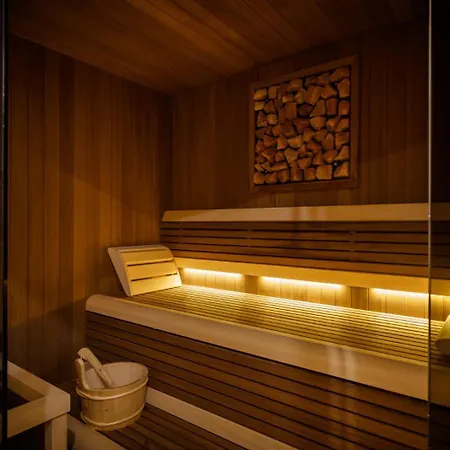 Plisko Wellness & Pool * פאז'אנה