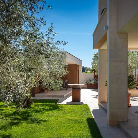 Plisko Wellness & Pool *