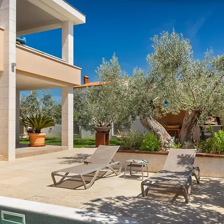 Plisko Wellness & Pool Apartamento