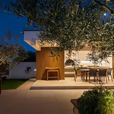 דירה Plisko Wellness & Pool *