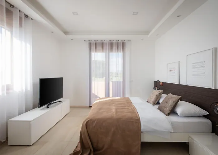 Plisko Wellness & Pool *