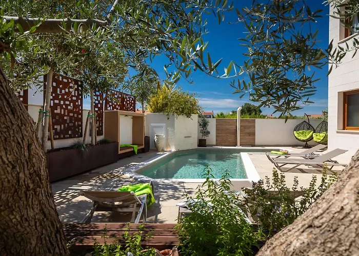 Plisko Wellness & Pool דירה פאז'אנה